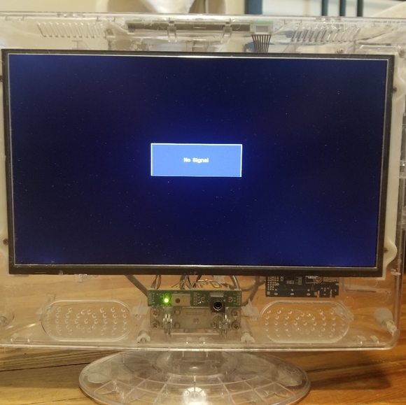 Clear 13 inch t.v. - Picture 2 of 5